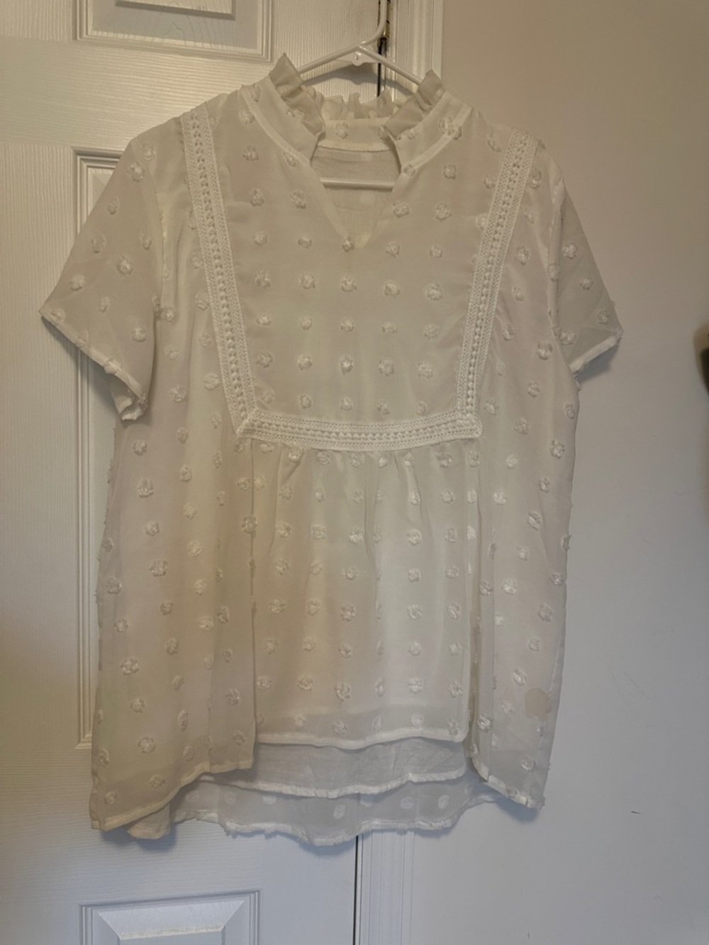 Women's White Swiss Dot Lace-Trim Peasant Blouse